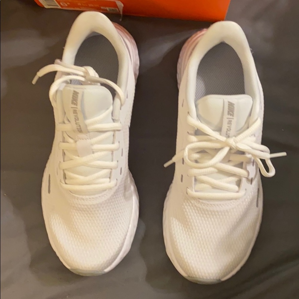 Women’s Shoes